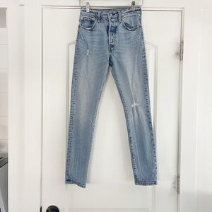 Levi’s 501 Skinny Jeans Medium Wash - 25
